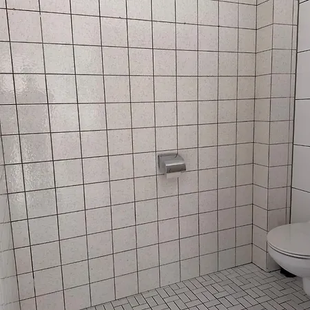 T&k - - 5 Detached House - Private Parking * Золинген